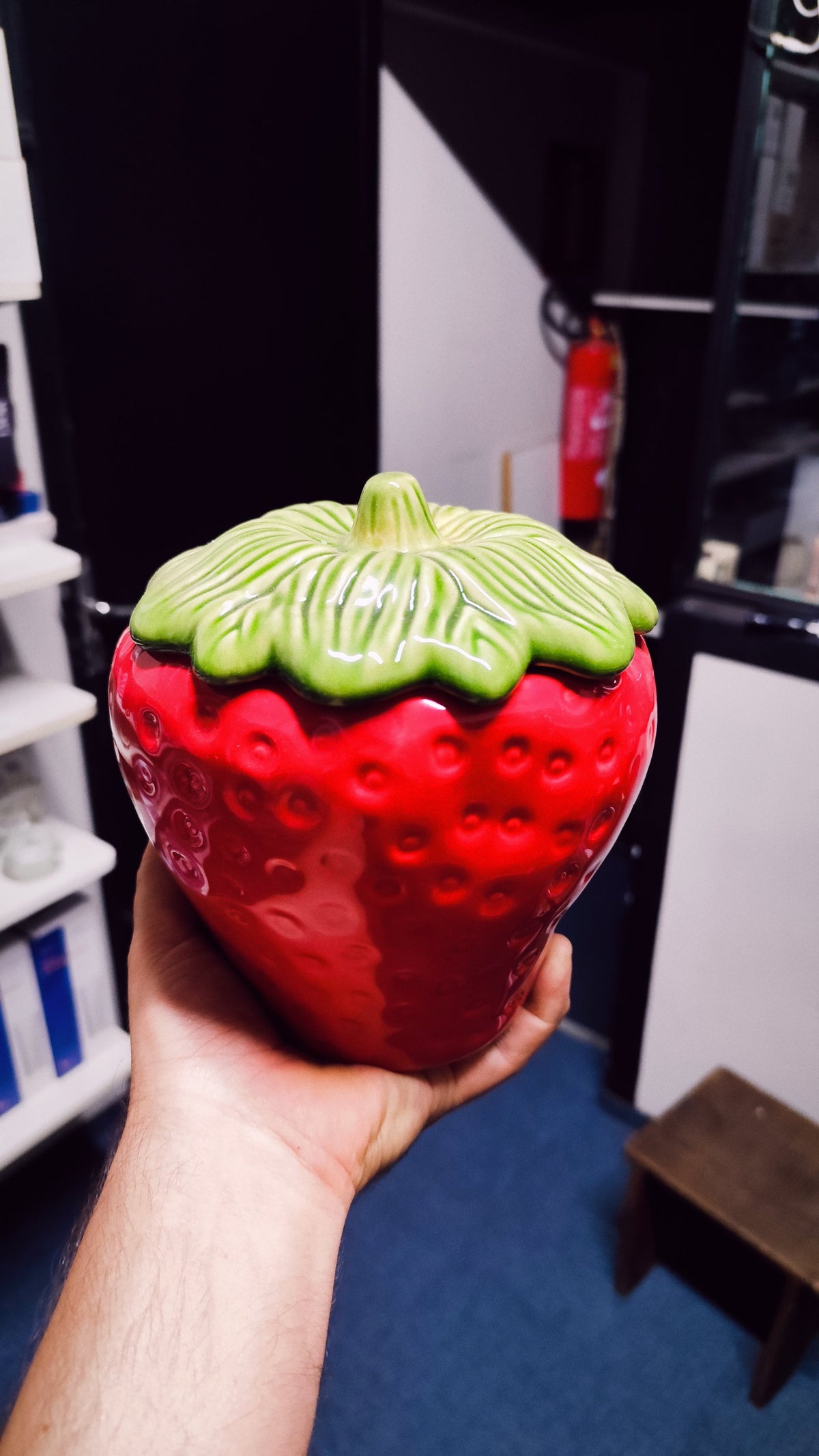 Potiche Morango em Cerâmica